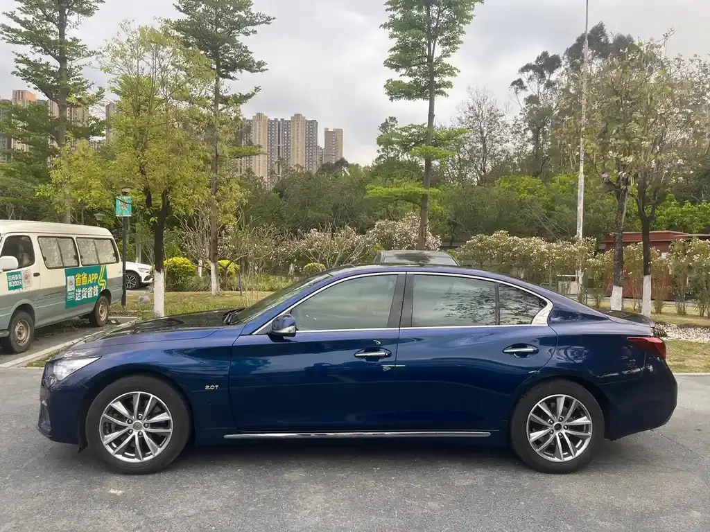 Infiniti Q50L 2021 из CN, фото 5