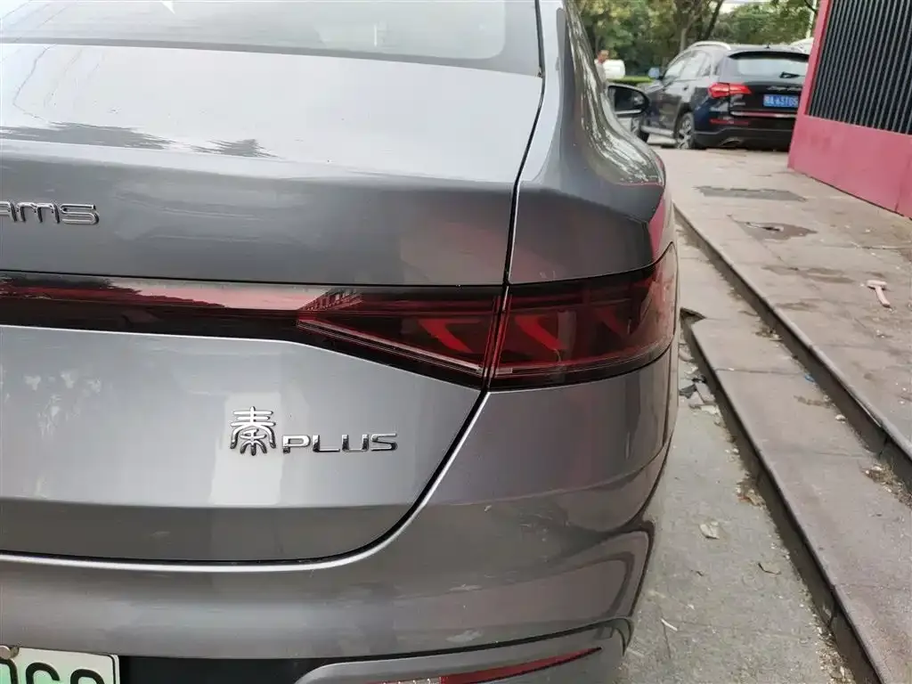 BYD Qin PLUS 2023 из CN, фото 8