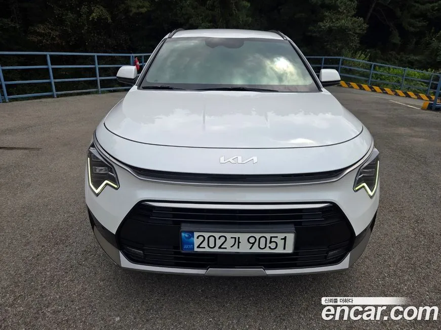 Kia Niro 2023 из KR, фото 1