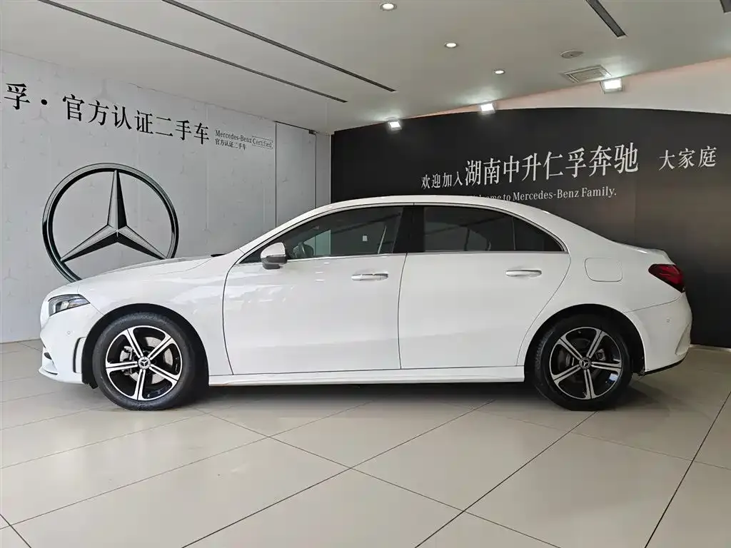 Mercedes-Benz A-Class 2023 из CN, фото 4