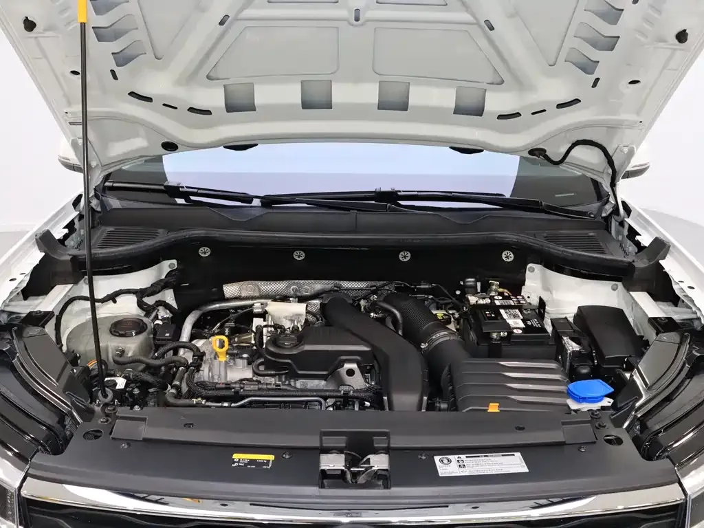 Volkswagen Tharu 2024 из CN, фото 10