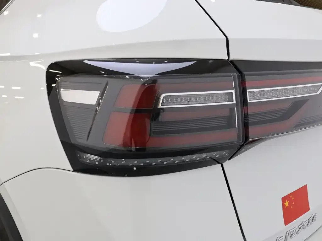 Volkswagen Tharu 2024 из CN, фото 8