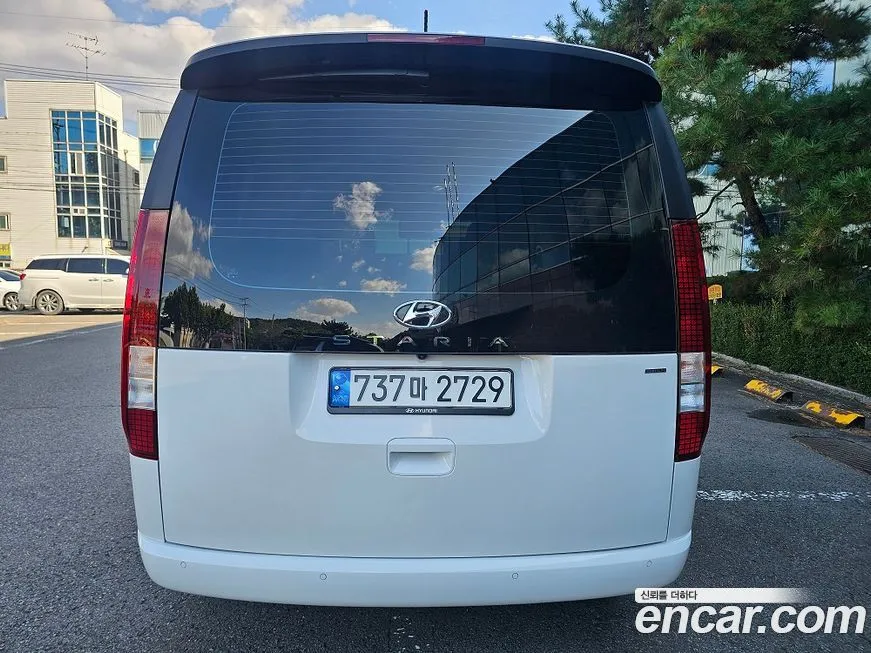 Hyundai Staria 2023 из KR, фото 8