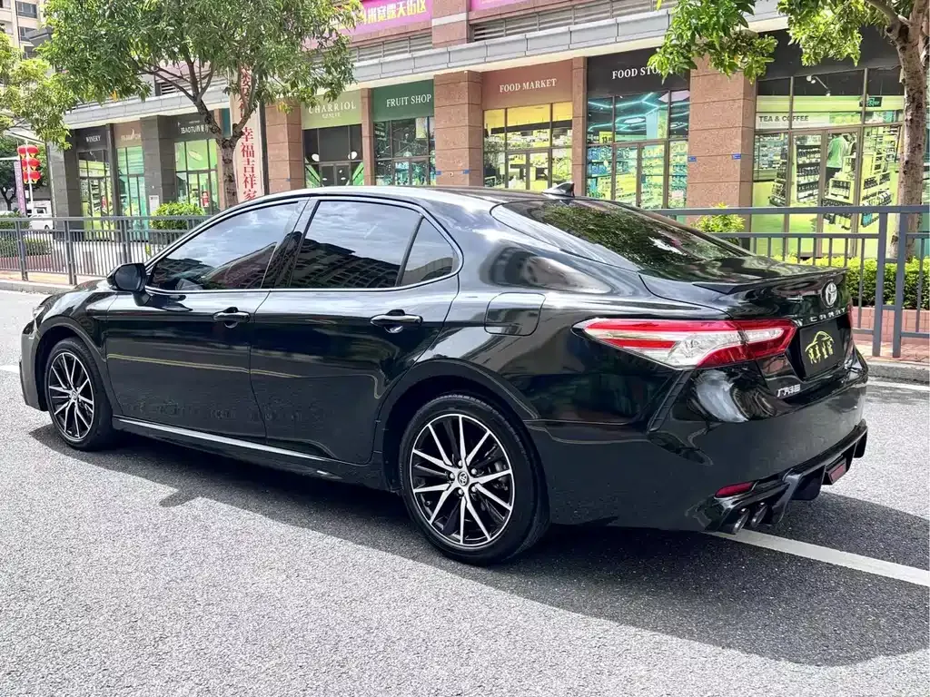 Toyota Camry 2024 из CN, фото 4