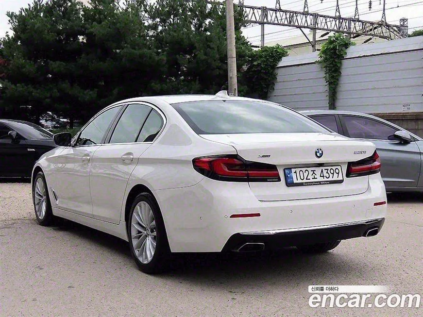 BMW 5-Series 2021 из KR, фото 2