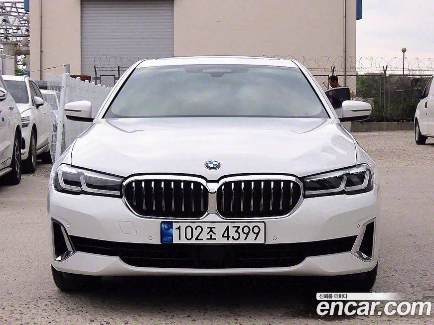 BMW 5-Series 2021 из KR, фото 3
