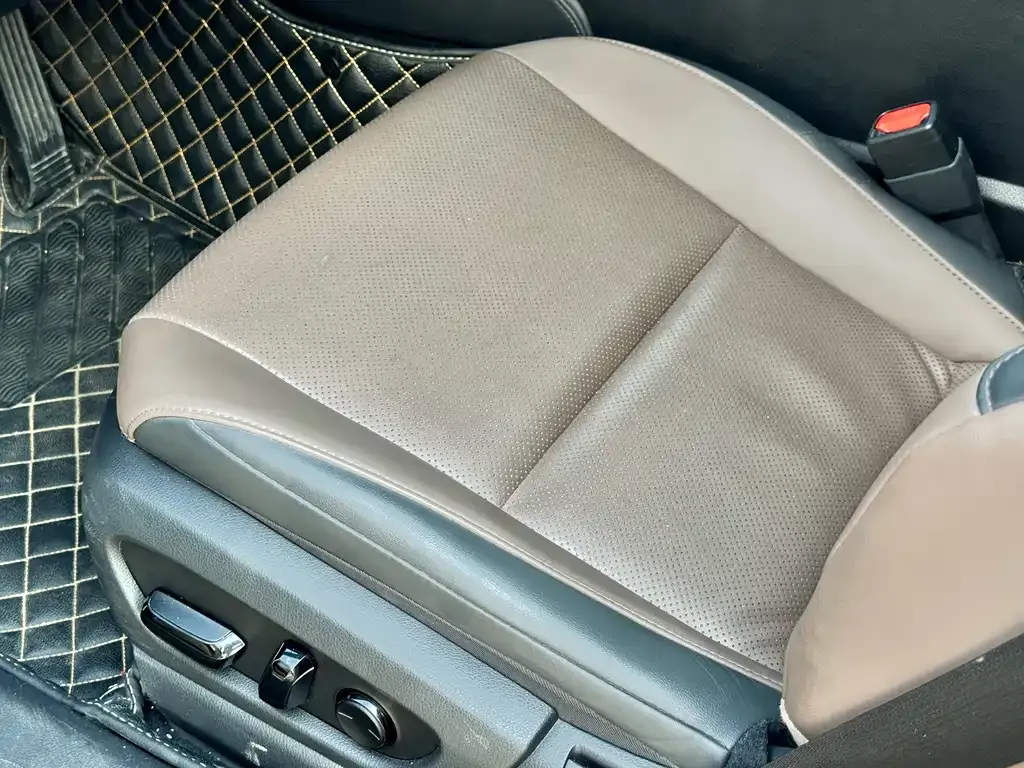 Lexus ES — фото 9