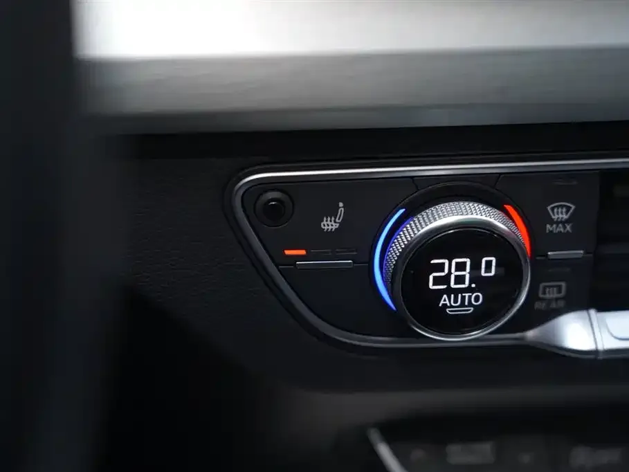 Audi Q5L 2021 из CN, фото 10