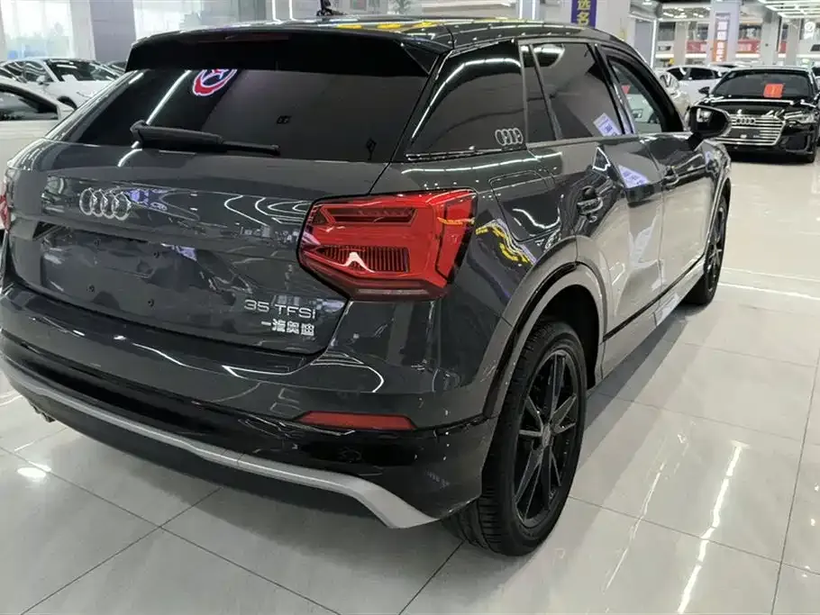 Audi Q2L 2021 из CN, фото 3
