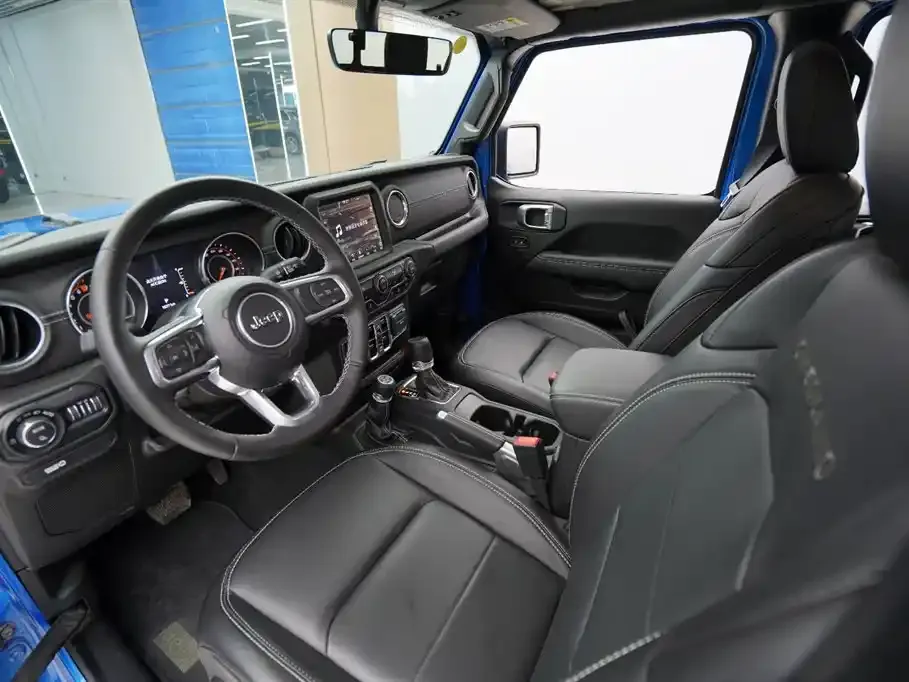 Jeep Gladiator 2023 из CN, фото 3