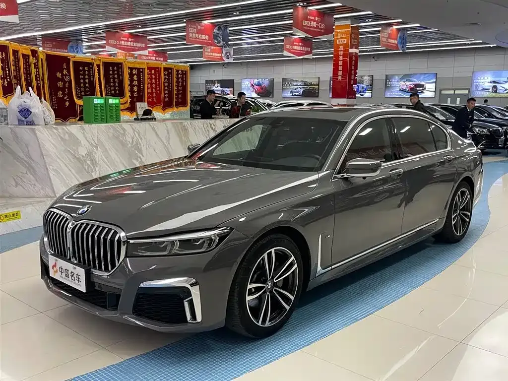 BMW 7 Series 2021 из CN, фото 1