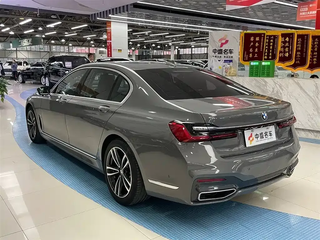 BMW 7 Series 2021 из CN, фото 4