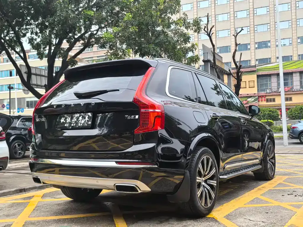 Volvo XC90 2021 из CN, фото 4
