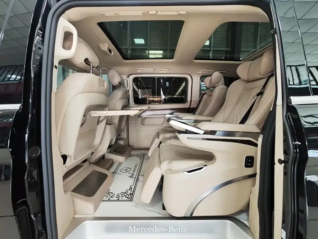 Mercedes-Benz V-Class 2022 из CN, фото 10