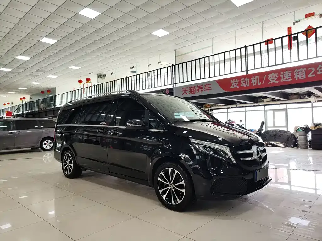 Mercedes-Benz V-Class 2022 из CN, фото 3