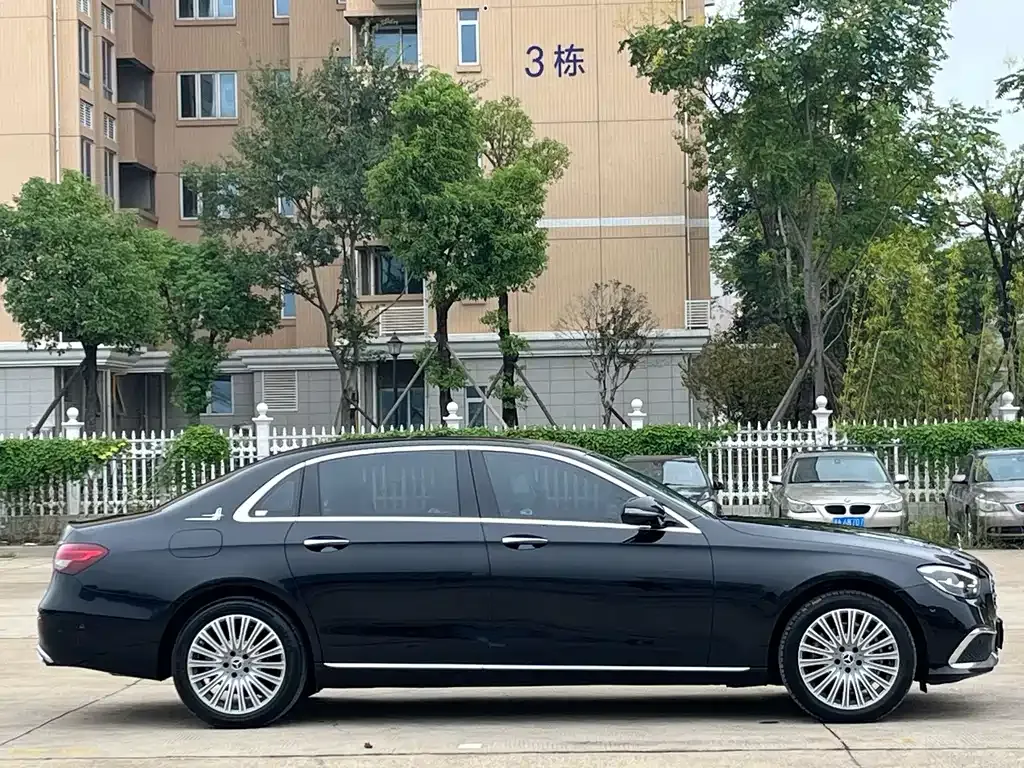 Mercedes-Benz E-Class 2022 из CN, фото 3