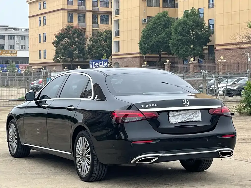 Mercedes-Benz E-Class 2022 из CN, фото 6