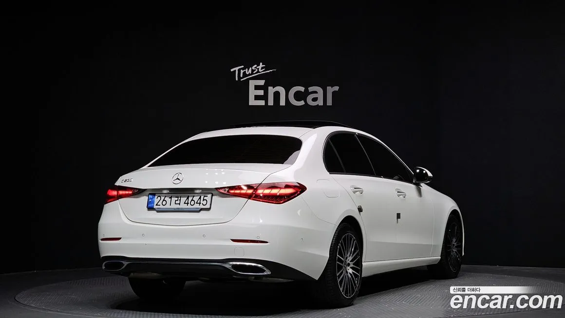 Mercedes-Benz C-Class 2024 из KR, фото 2