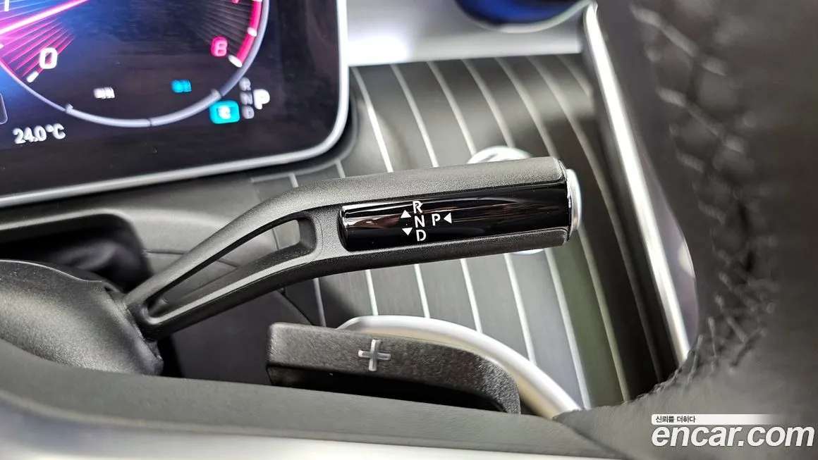 Mercedes-Benz C-Class 2024 из KR, фото 9