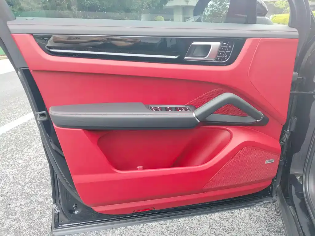 Porsche Cayenne 2021 из CN, фото 7
