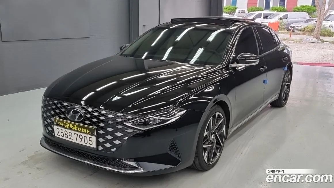 Hyundai Grandeur 2022 из KR, фото 1