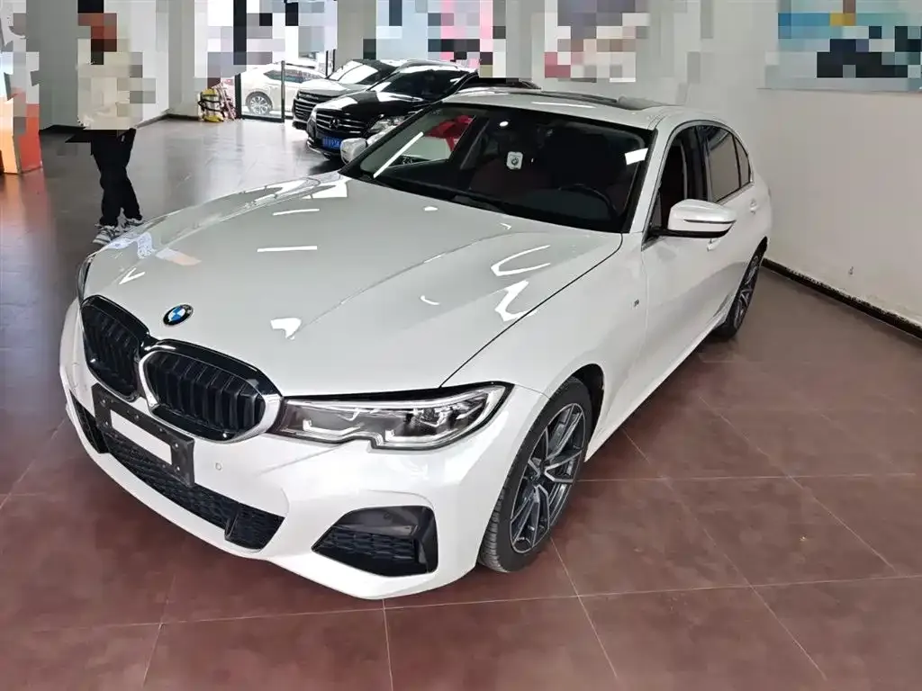 BMW 3 Series 2022 из CN, фото 2