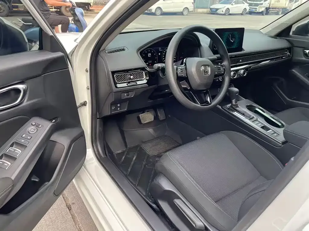 Honda Civic 2023 из CN, фото 4