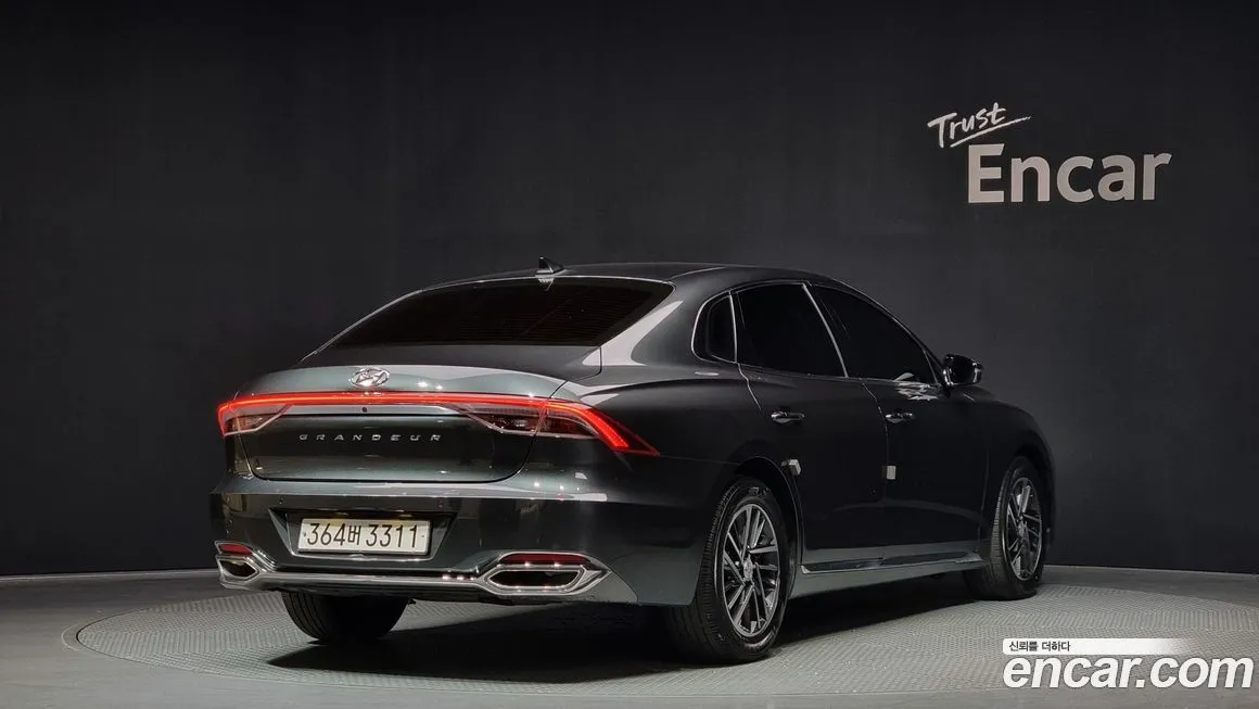 Hyundai Grandeur 2021 из KR, фото 2