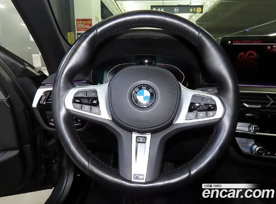 BMW 5-Series 2023 из KR, фото 8