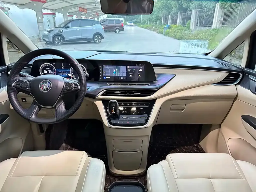 Buick GL8 2022 из CN, фото 10