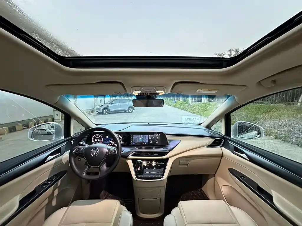 Buick GL8 2022 из CN, фото 9