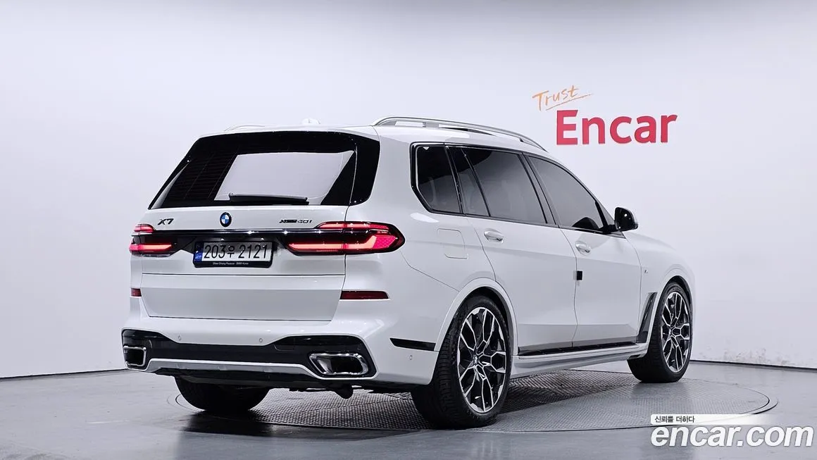 BMW X7 2023 из KR, фото 2