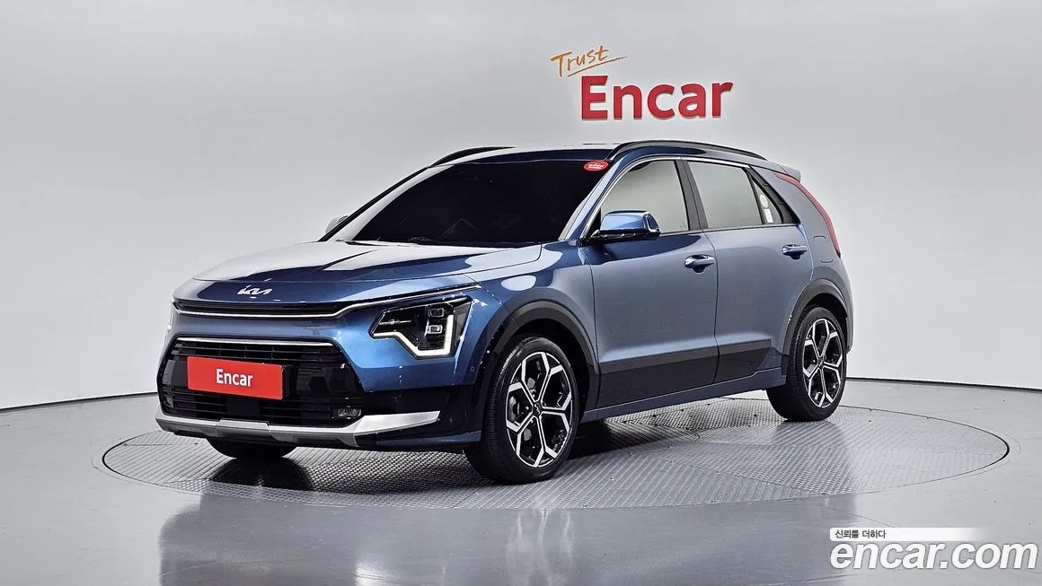 Kia Niro — фото 1