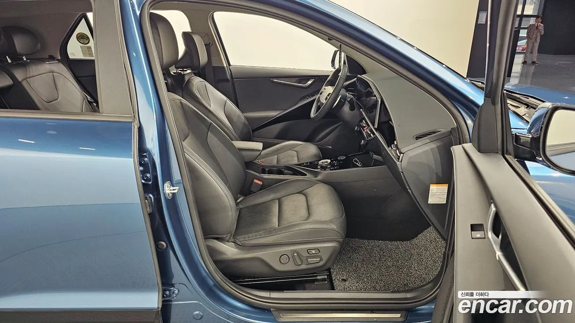 Kia Niro — фото 10