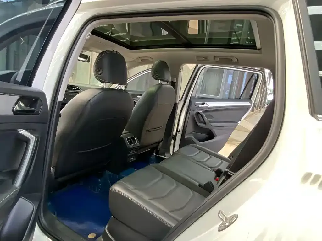[object Object] Tiguan L 2021 из CN, фото 9