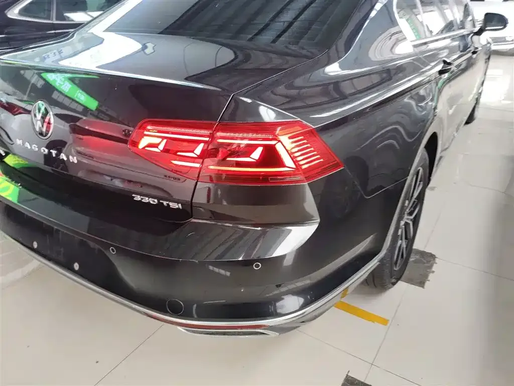 Volkswagen Magotan 2022 из CN, фото 8