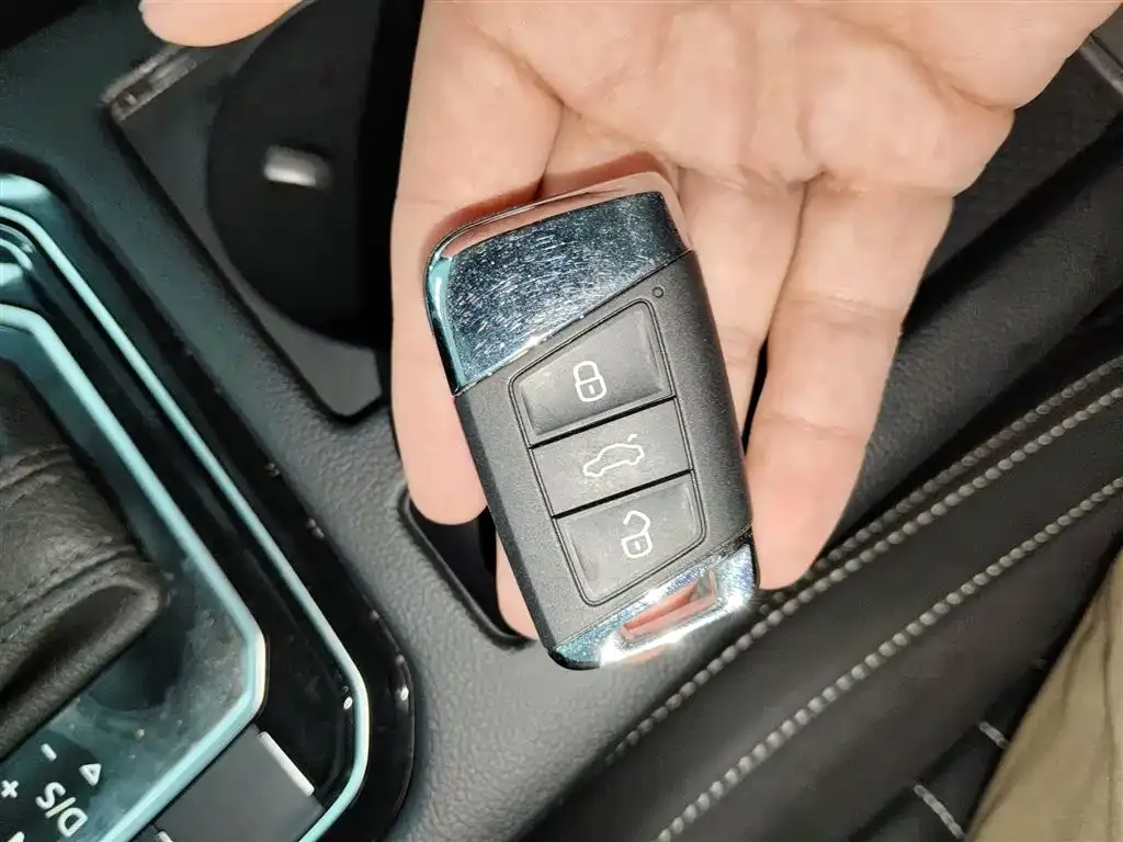 Volkswagen Magotan 2022 из CN, фото 9
