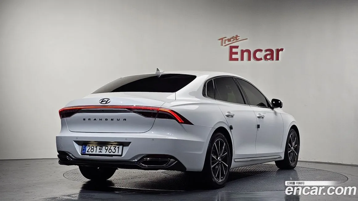 Hyundai Grandeur 2021 из KR, фото 2