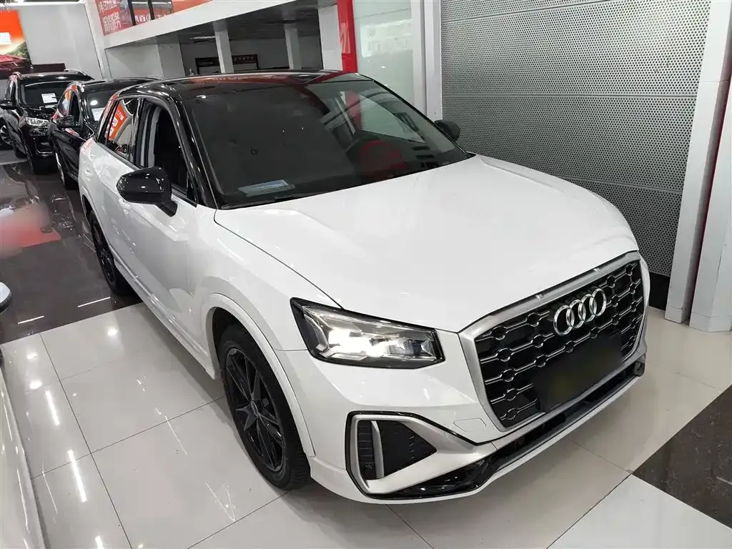Audi Q2L 2023 из CN, фото 4