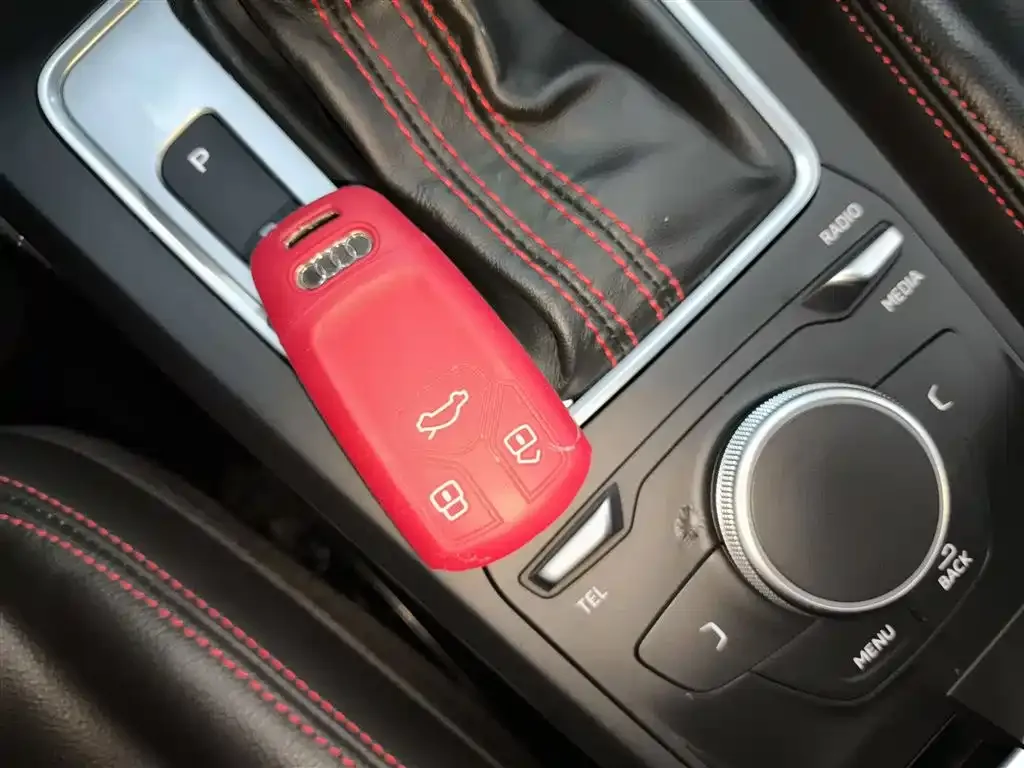 Audi Q2L 2023 из CN, фото 9