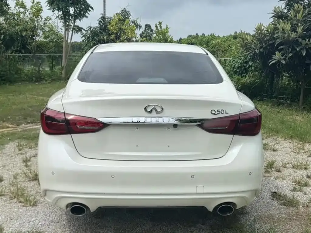 Infiniti Q50L 2021 из CN, фото 6