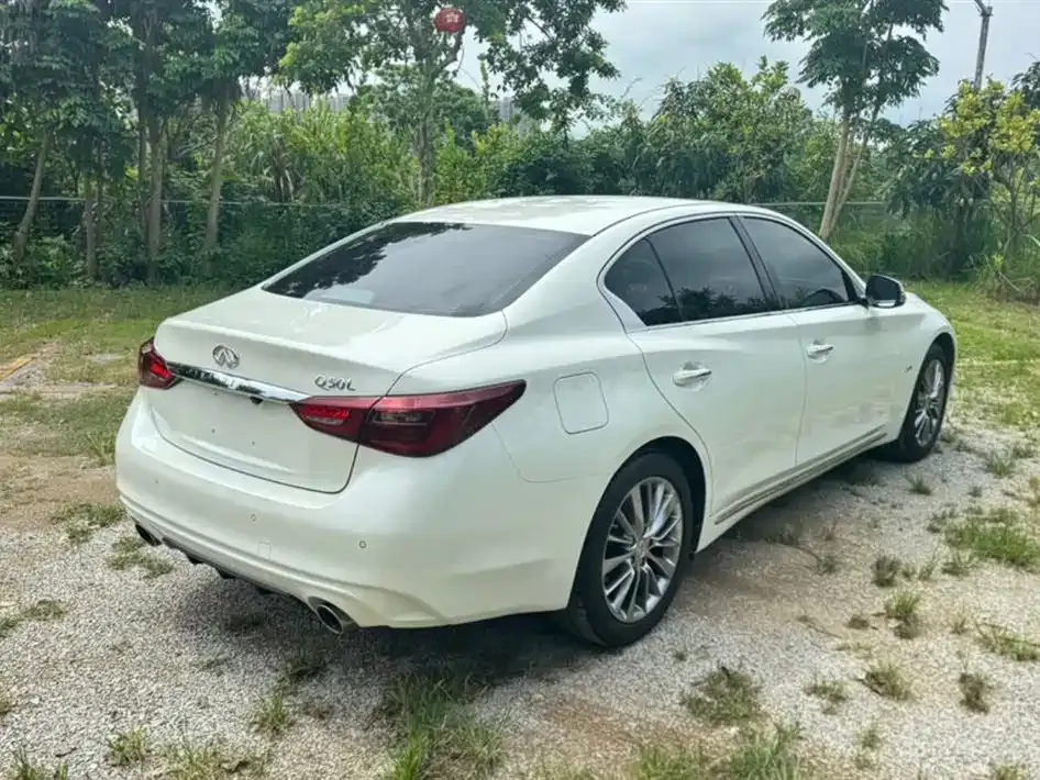 Infiniti Q50L 2021 из CN, фото 7