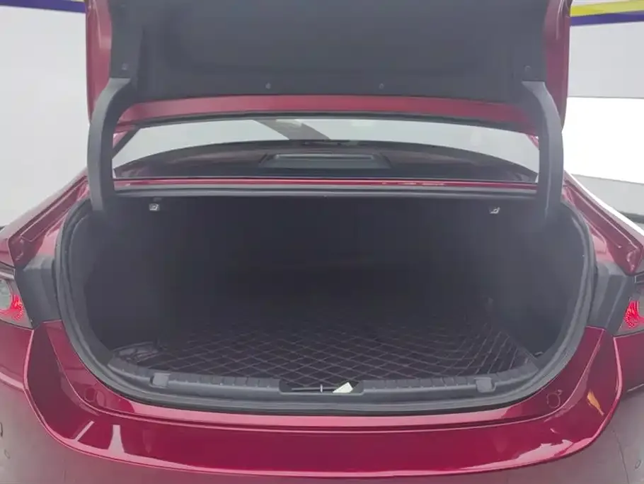Mazda 3 Axela 2021 из CN, фото 4