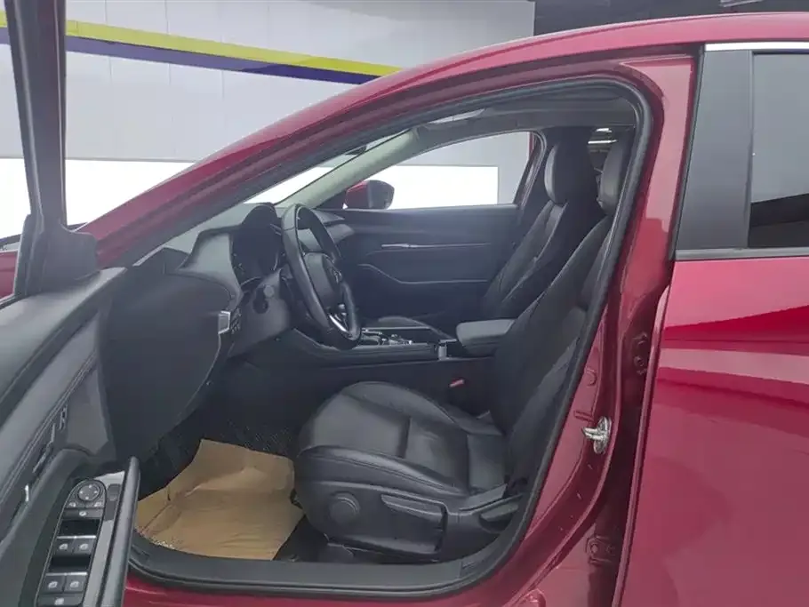 Mazda 3 Axela 2021 из CN, фото 9