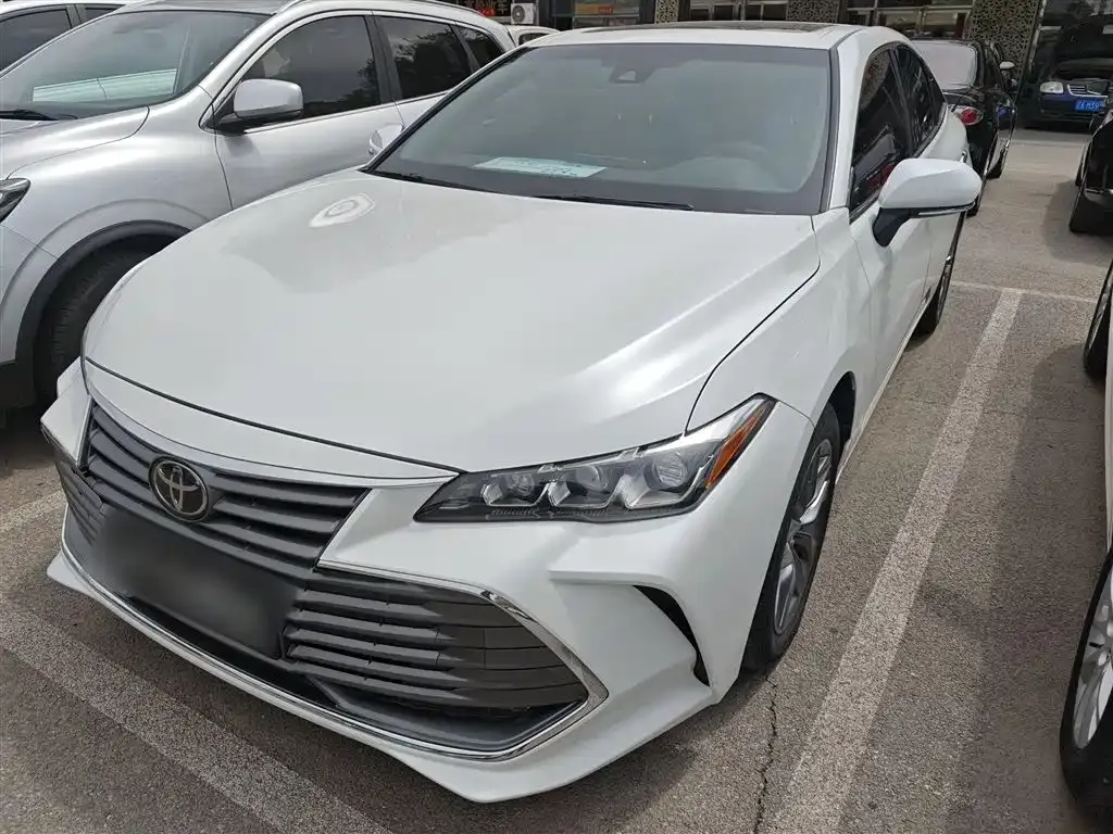 Toyota Avalon 2022 из CN, фото 2