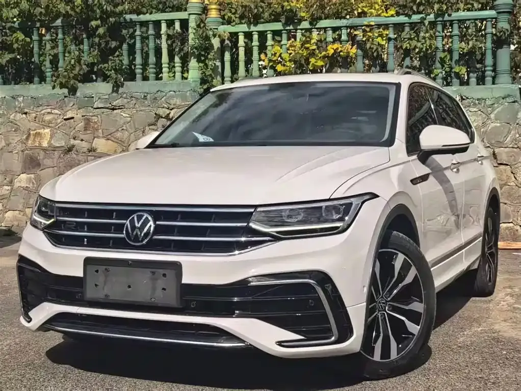 Volkswagen Tiguan L 2021 из CN, фото 1