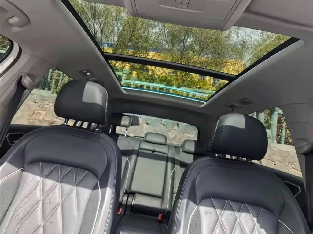Volkswagen Tiguan L 2021 из CN, фото 8