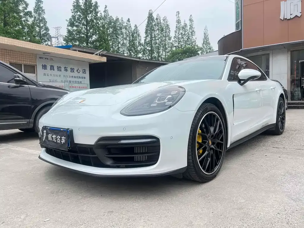 Porsche Panamera 2023 из CN, фото 1
