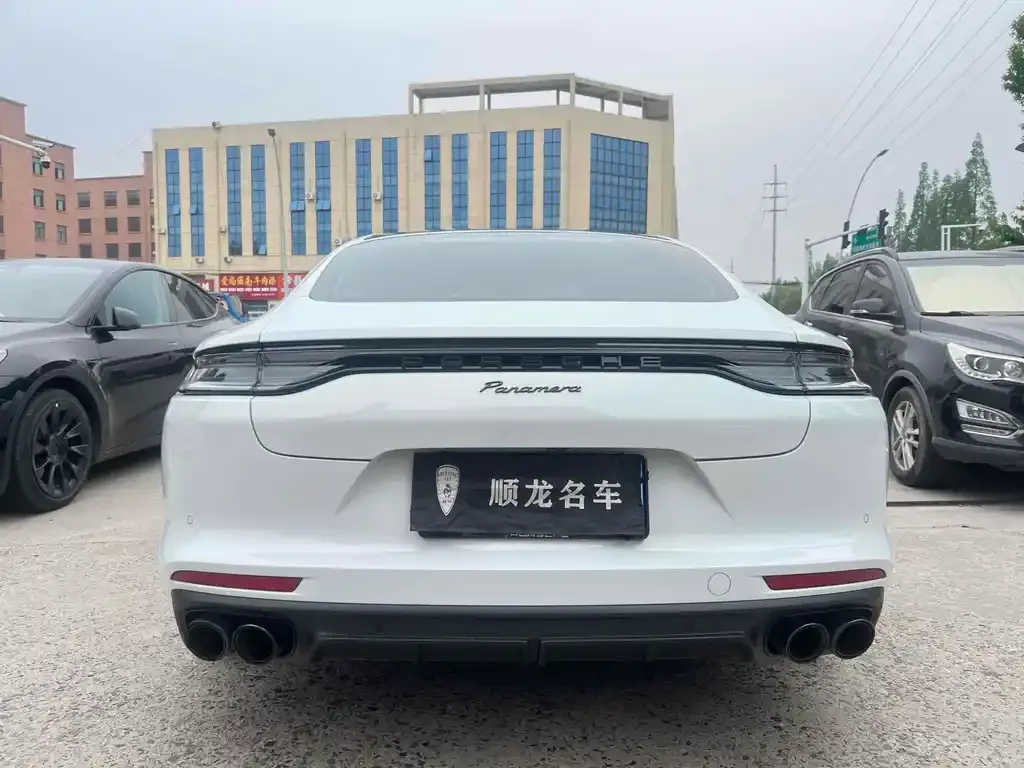Porsche Panamera 2023 из CN, фото 3