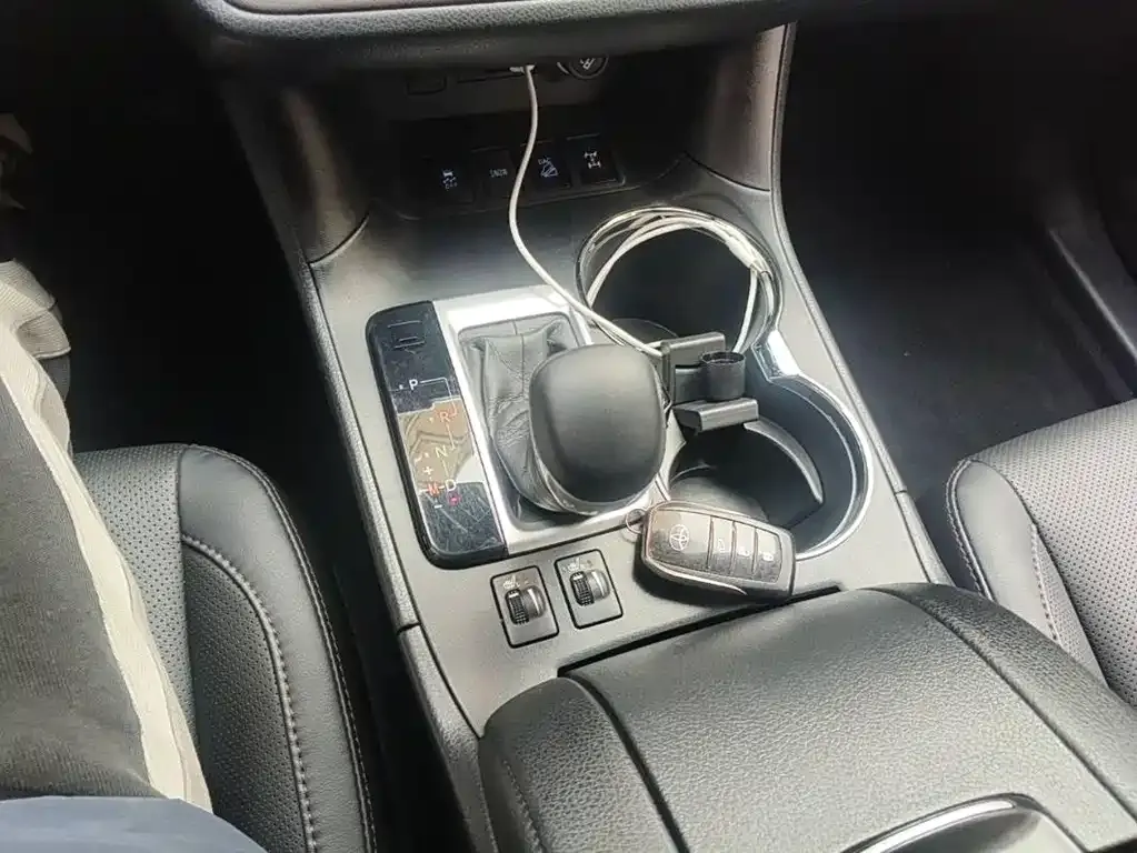 Toyota Highlander 2021 из CN, фото 4